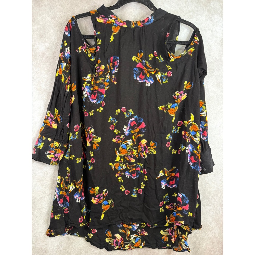 Free People Kaleidoscope Dreams Tunic Large Black Floral Cold Shoulder Tie Back